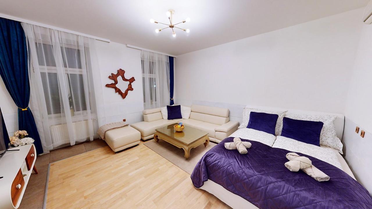 וינה Apartment Wood מראה חיצוני תמונה